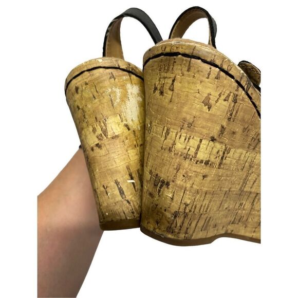 Born Concepts Black Leather Wedge Sandals - Picture 7 of 13